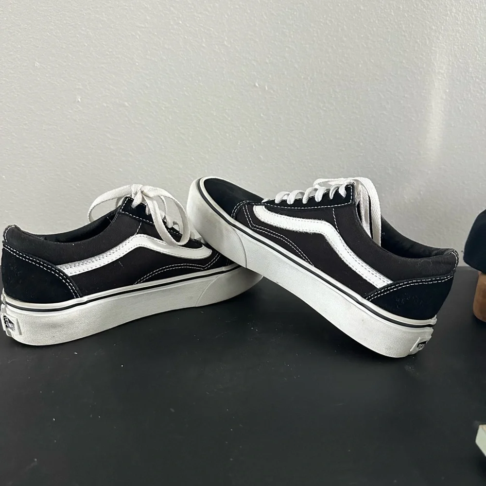 Vans Black and White Old Skool Shoes - Picture 3 of 6
